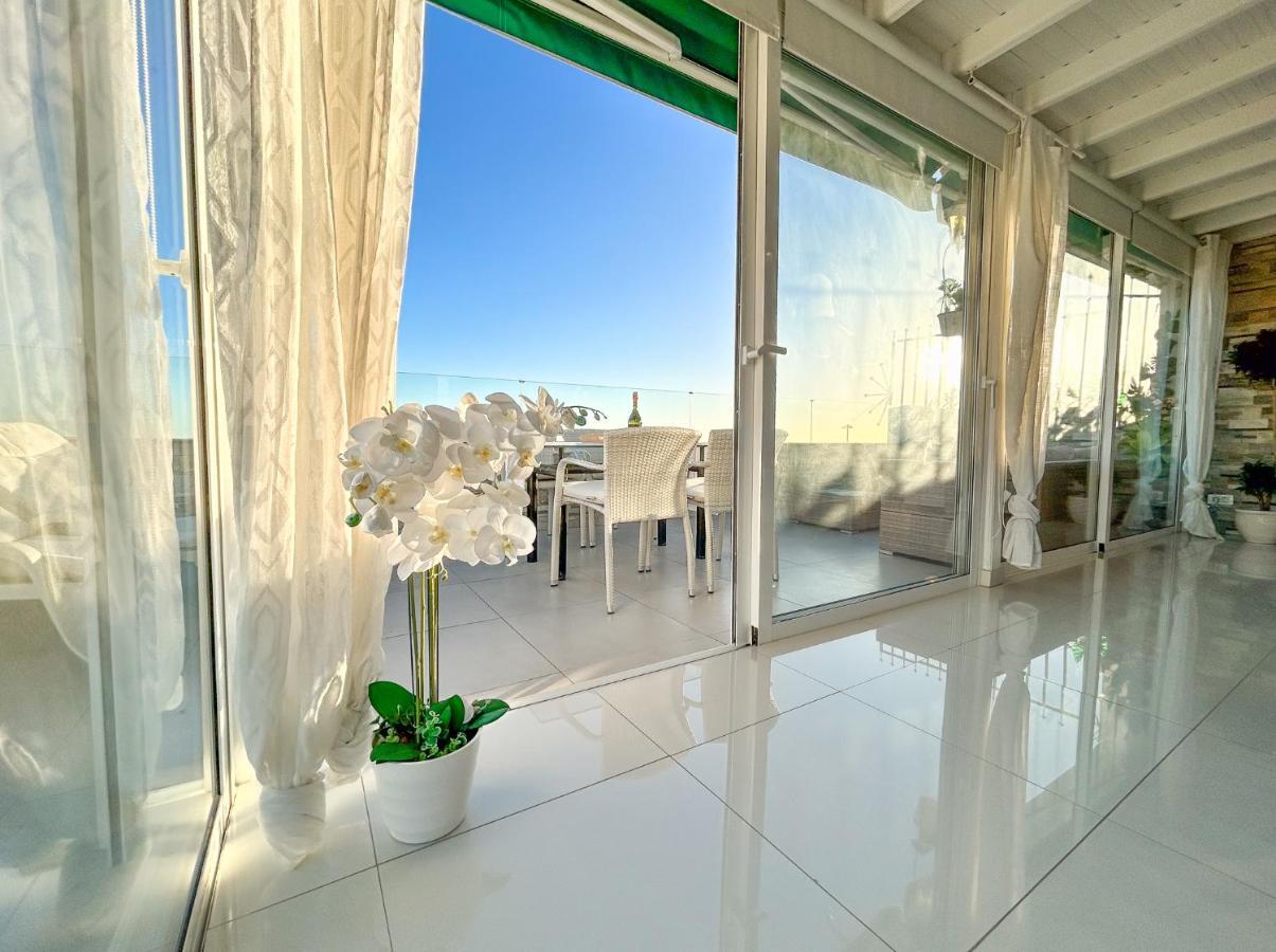 Penthouse Of Views Los Cristianos Los Cristianos  Kültér fotó